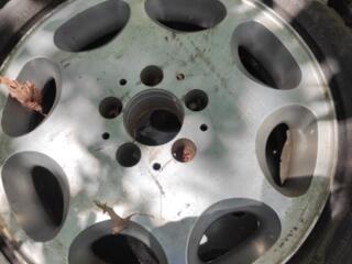 Продаётся комплект дисков