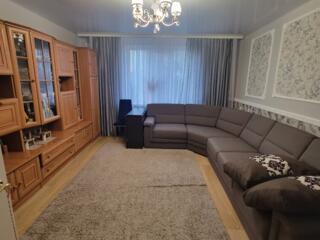 Продается 3-х. ком. квартира 143 серии, Балка, р-н. магазина "Клио".