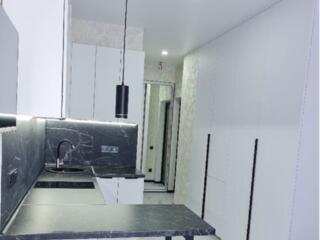 Продам квартиру-студию 23.15 кв. м., 15/24, новый дом, жк Эллада.