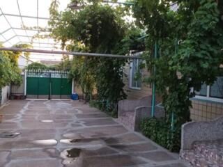 Продается каменный дом, со всеми удобствами в с. Владимировка.