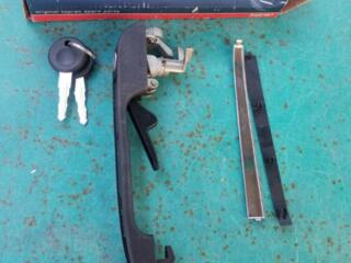 Продам ручку двери Фольцваген Б2