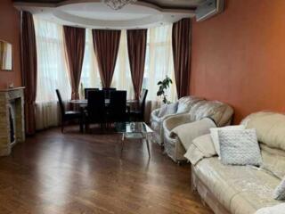 довгострокова оренда 3-к квартира Київ, Шевченківський, 32500 грн./міс