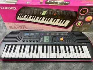 Продам новый цифровой синтезатор Casio SA-78 Black/Pink