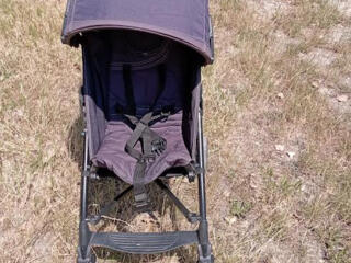 Carucior Chicco+Husa protectie ploaie +bara de protectie