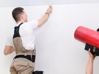 Требуются монтажники натяжных потолков с опытом работы