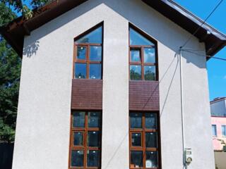 Продается 2-х этажный дом в центре города Бендеры