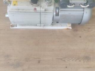 Продам вакуумный насос