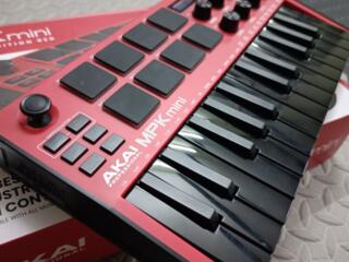 Akai MPK25 mini