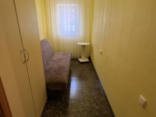 Сдам комнату в 4-х комнатной квартире на Косвенной/ Кутузакия