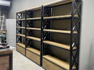 Мебель и элементы интерьера для магазинов и торговых помещений.