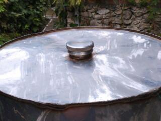 Бочки нержавейка 170 литров, цена 800 лей + бочка 80 л за 700 лей.