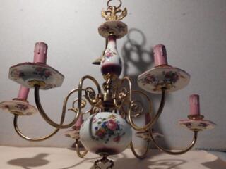 Продам: Светильники, люстры, лампы