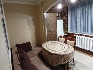 32755Продам 2-комнатную просторную квартиру на ...