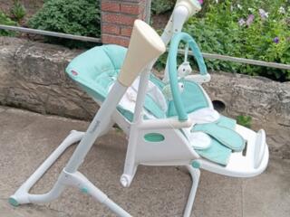 Продается столик для кормления 3 в 1 Carrelo