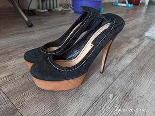 Туфли женские 38 размер