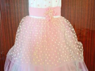 Прод. платье для девочки 6-8 лет и платье жен. лапша-летнее. Цена 250