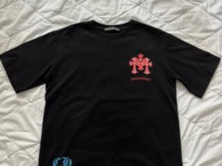 Футболка чёрного цвета