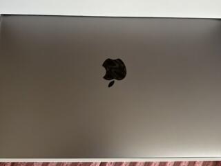 Продам MacBook Air