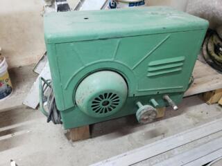 Компрессор мембранный УК-1М (диафрагма). Рабочий,