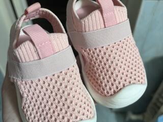 Продам босоножки