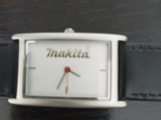 Макита часы.