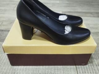 Продам новые женские туфли