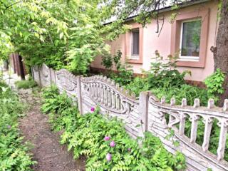 В продаже 4 к. дом, гараж, участок 8 соток. Ост. 9 Военная