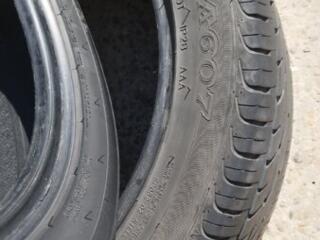 Продам 235/45/17 Б/у 2шт