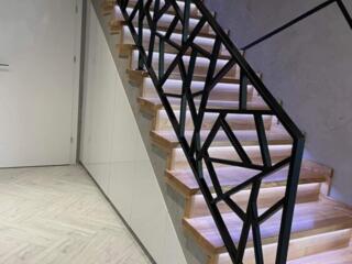 Изготавливаю металлические перила для лестниц