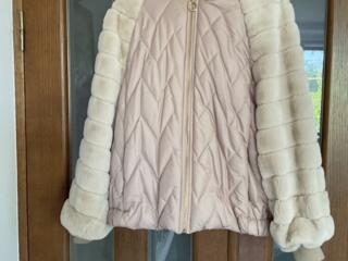 Продается новая куртка. Размер 48-50.