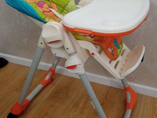 Scaunel multifunctional de firma Chicco Polly. Stare ideală.