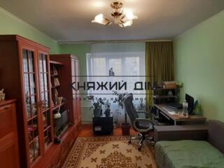 Пропонується до продажу 3-кімнатна квартира по вул. Драгоманова, ...