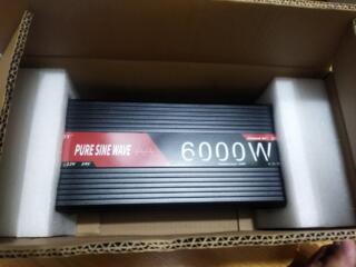 Invertorul sinusoidal pur de 6000 W