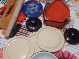 ПОСУДА ПО 70 РУБ Казан чугунок на 12 лит 220 руб.,