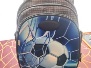 Школьный рюкзак б/у