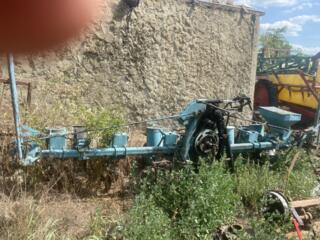 Продаю сеялку спч-6