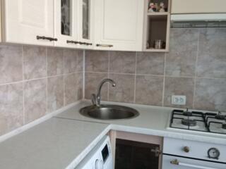 Продам кухню