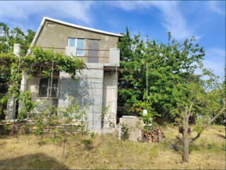 Продам 2-х этажный дом в Новой Дофиновке