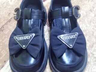 Продам туфли 2 пары