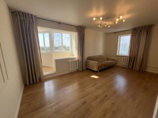 Продам просторную и светлую 2-комнатную квартиру с новым ремонтом ТОРГ