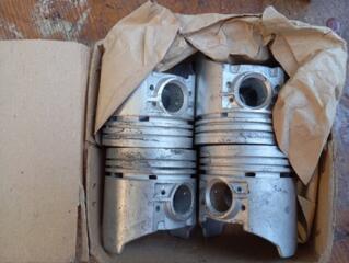 КОМПЛЕКТ ПОРШНЕЙ