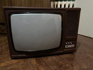 Телевизоры Горизонт ц355 LG и JPE