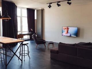 Продам 2-комн. квартиру Деволановский Спуск.