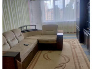 Трех комнатная квартира на поселке Котовского улица Заболотного