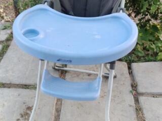 Детский стульчик для кормления
