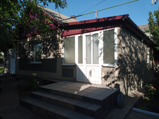 Продается дом по ул. Чапаева, участок 6 сот.. 50 000$