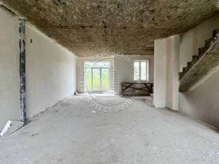 Vă aducem în atenție 5 case moderne într-o zonă pitorească a ...