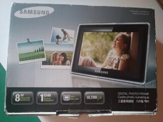 Монитор Samsung срочно! снижен до 20 евро!