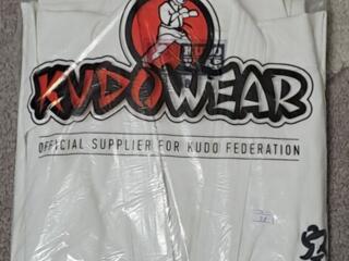 Продам кимоно 38/150 (КУДО) (новое) - 450 р.