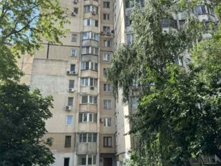 3-комнатная в 16-этажке сотовой с газом